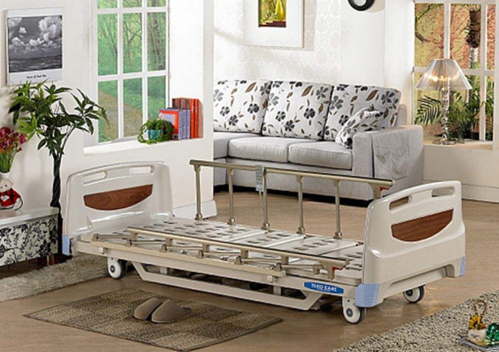 YH315 超低地板電動護理病床（3馬達）